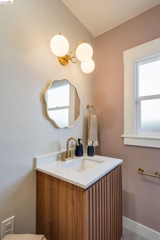 3300 Wilson Pl, Oakland, CA 94602