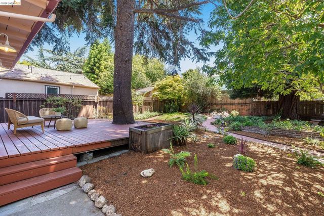 3300 Wilson Pl, Oakland, CA 94602