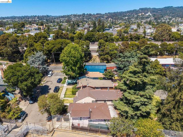 3300 Wilson Pl, Oakland, CA 94602