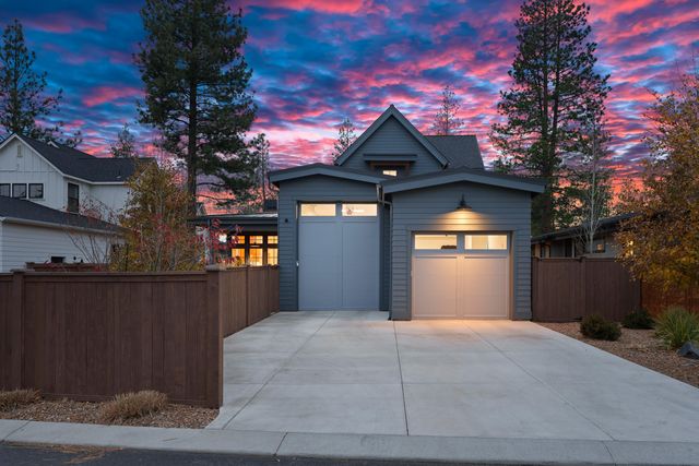 1178 NW Singleton Place, Bend, OR 97703