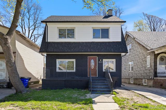 13586 Pinehurst Street, Detroit, MI 48238