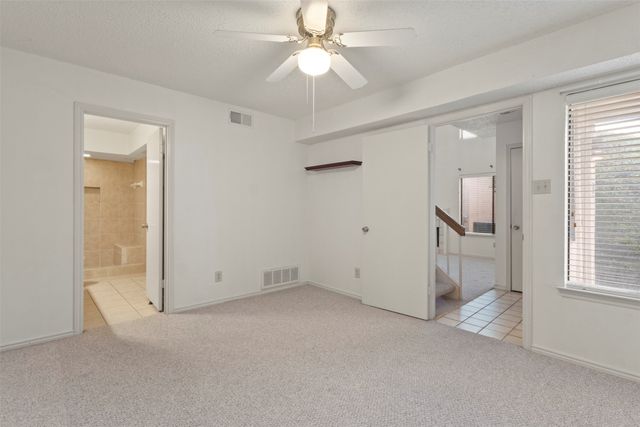 563 Ranch Trail 217, Irving, TX 75063