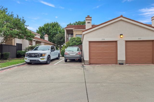 563 Ranch Trail 217, Irving, TX 75063