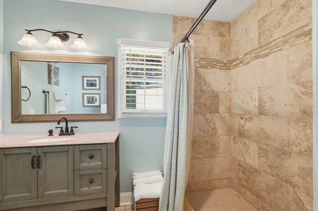 686 WILDWOOD DRIVE, New Smyrna Beach, FL 32168