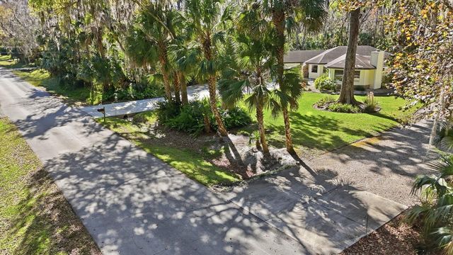 686 WILDWOOD DRIVE, New Smyrna Beach, FL 32168