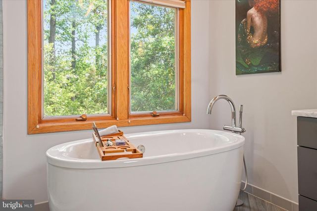 1588 EATON WAY, Annapolis, MD 21401