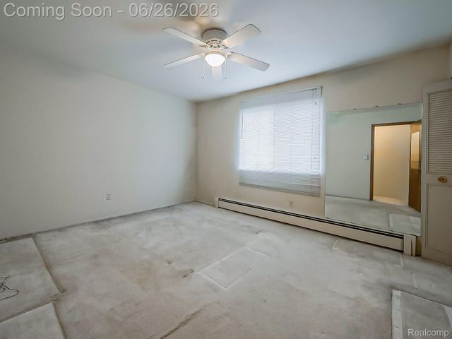 32125 Beaconsfield Street 44, Roseville, MI 48066