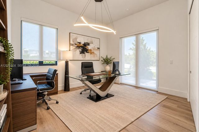 16600 Sunset Way, Weston, FL 33326