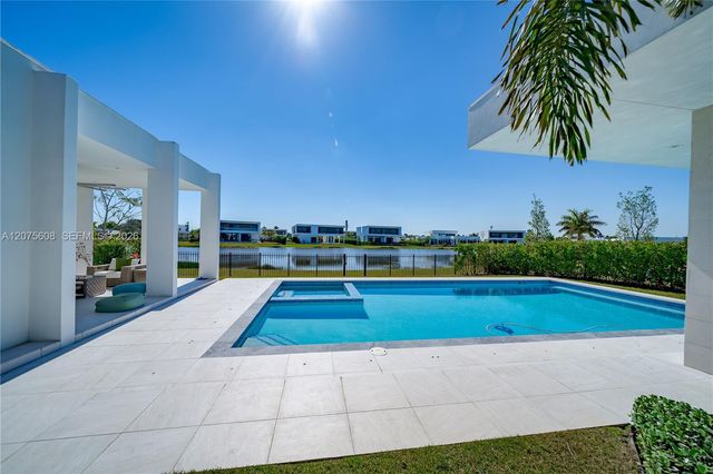 16600 Sunset Way, Weston, FL 33326