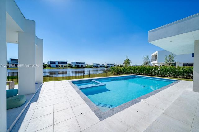 16600 Sunset Way, Weston, FL 33326