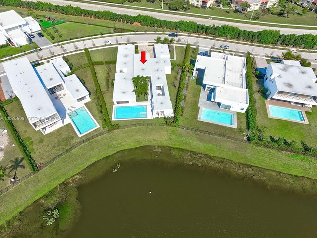 16600 Sunset Way, Weston, FL 33326