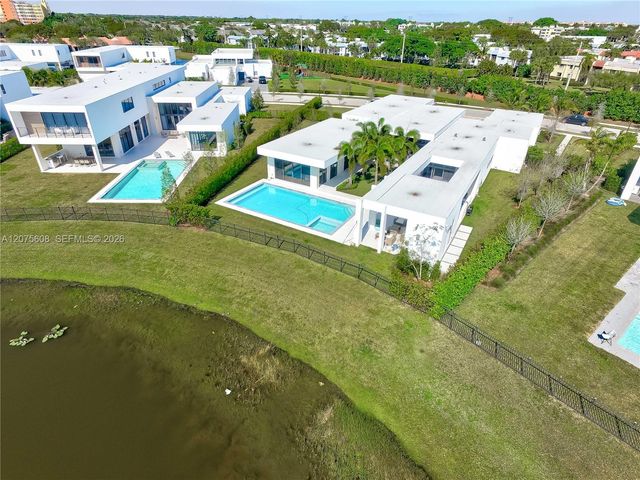 16600 Sunset Way, Weston, FL 33326