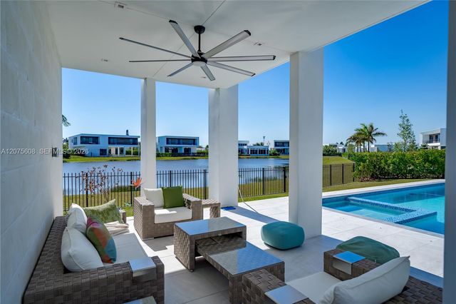 16600 Sunset Way, Weston, FL 33326