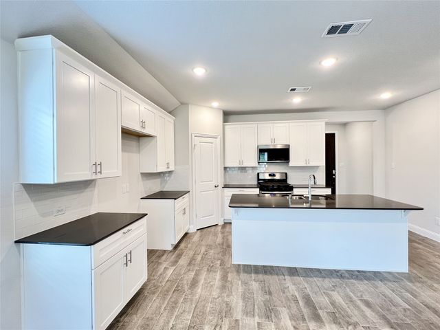 2712 Country Church Road, Mckinney, TX 75071