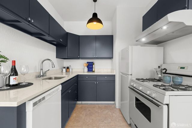 2415 Van Ness Avenue 602, San Francisco, CA 94109