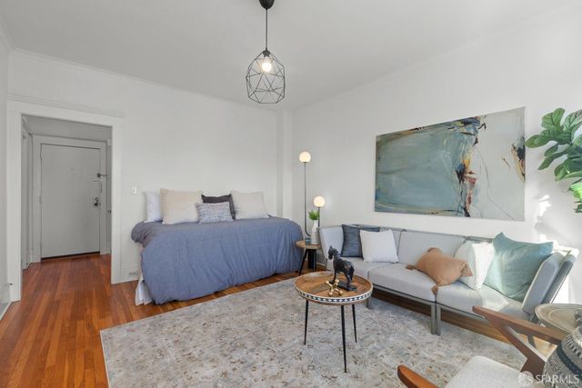 2415 Van Ness Avenue 602, San Francisco, CA 94109