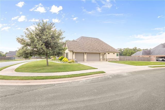 500 Oakleaf Trail, Centerton, AR 72719
