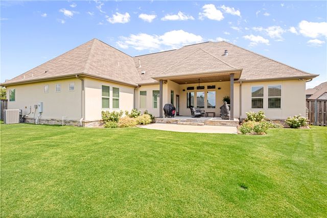 500 Oakleaf Trail, Centerton, AR 72719