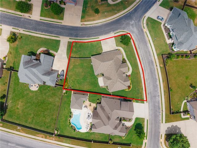 500 Oakleaf Trail, Centerton, AR 72719