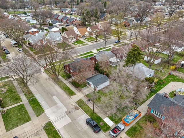 20447 Carlysle Street, Dearborn, MI 48124