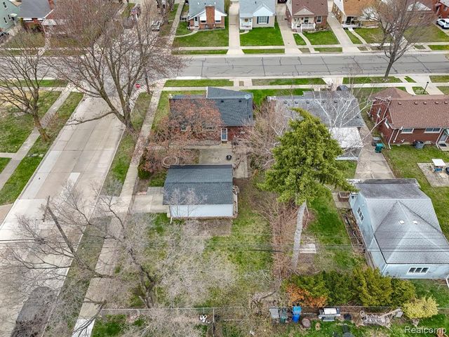 20447 Carlysle Street, Dearborn, MI 48124