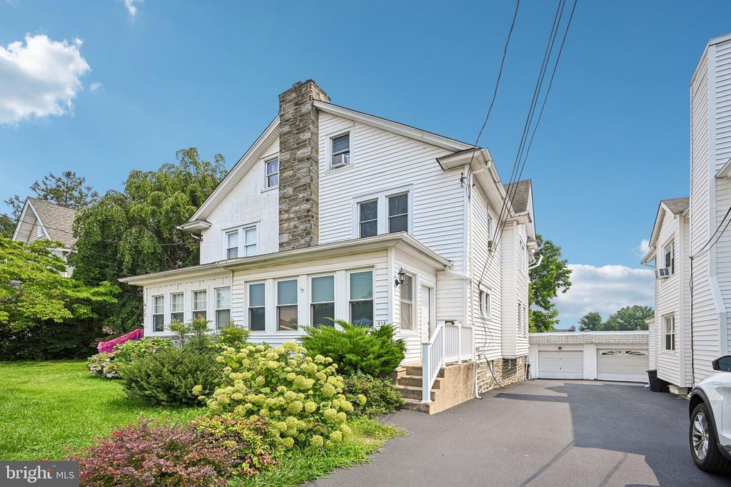 415 SAGAMORE RD, Havertown, PA 19083