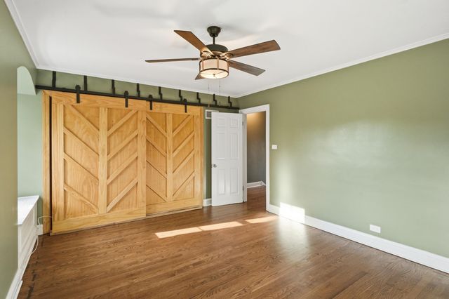 237 Sunnyside Avenue, Munster, IN 46321