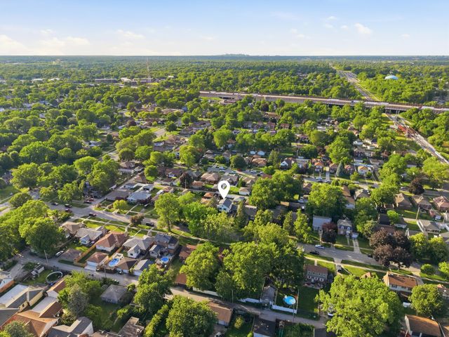 237 Sunnyside Avenue, Munster, IN 46321