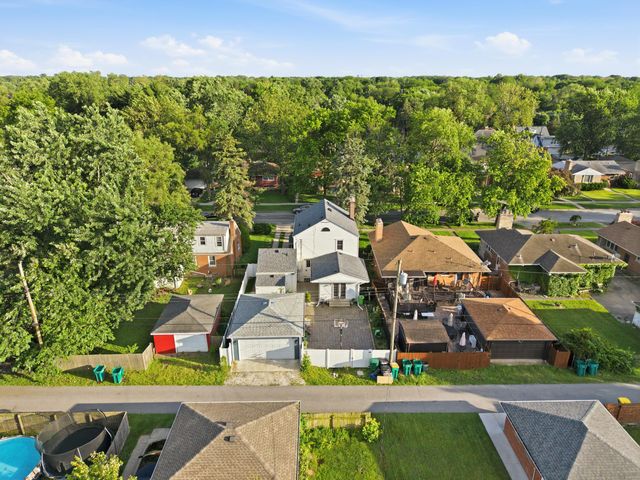 237 Sunnyside Avenue, Munster, IN 46321