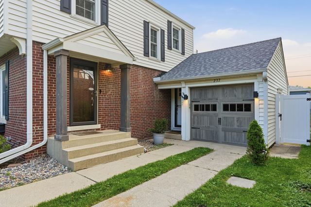237 Sunnyside Avenue, Munster, IN 46321