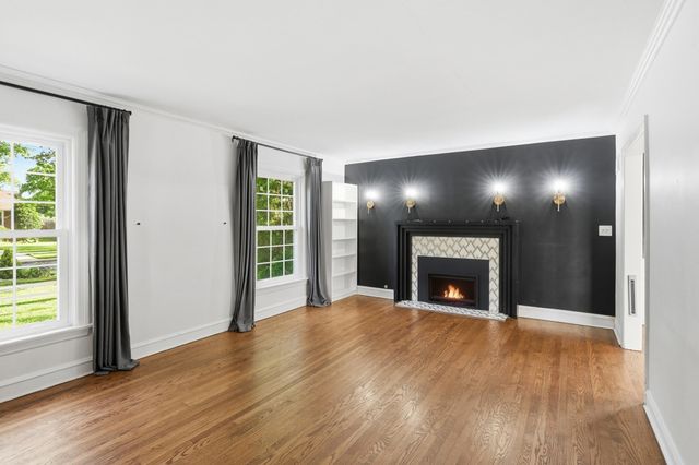 237 Sunnyside Avenue, Munster, IN 46321