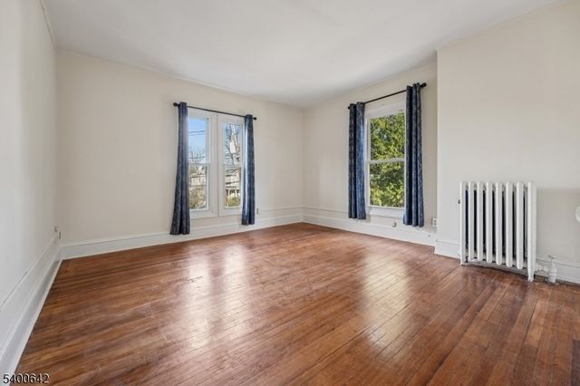 24 Franklin Pl, Summit City, NJ 07901