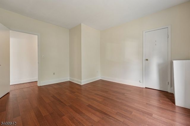 24 Franklin Pl, Summit City, NJ 07901