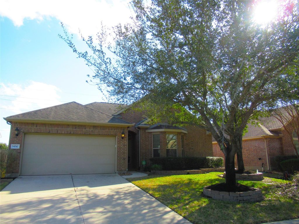 14742 Yellow Begonia Drive, Cypress, TX 77433