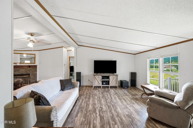 12018 Dettor Road, Bristol, VA 24202