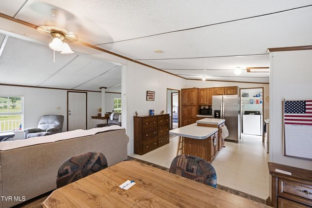 12018 Dettor Road, Bristol, VA 24202