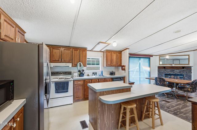 12018 Dettor Road, Bristol, VA 24202
