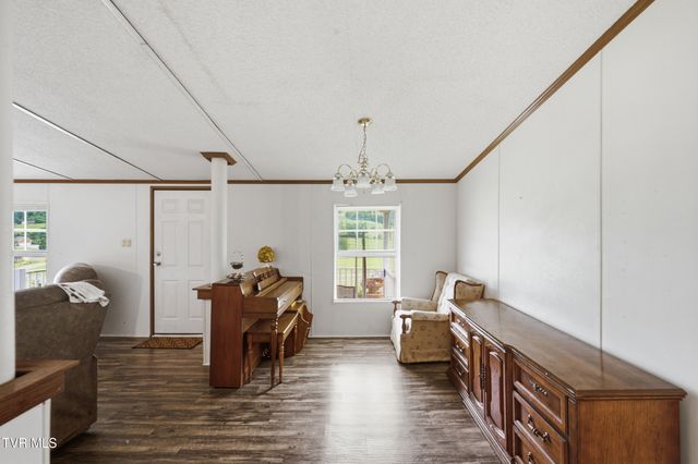 12018 Dettor Road, Bristol, VA 24202
