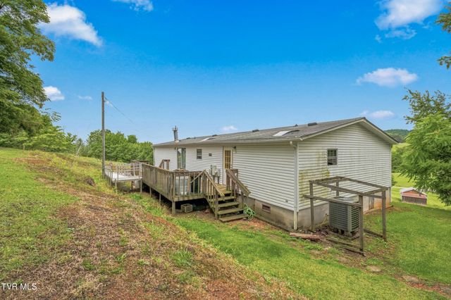 12018 Dettor Road, Bristol, VA 24202