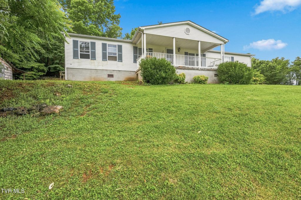 12018 Dettor Road, Bristol, VA 24202