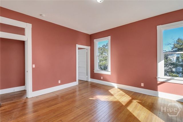 809 E Henry Street, Savannah, GA 31401