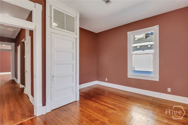 809 E Henry Street, Savannah, GA 31401