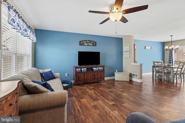 104 BROOKSIDE LN, New Providence, PA 17560