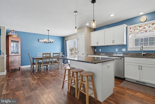 104 BROOKSIDE LN, New Providence, PA 17560