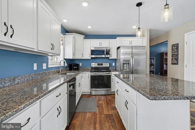 104 BROOKSIDE LN, New Providence, PA 17560