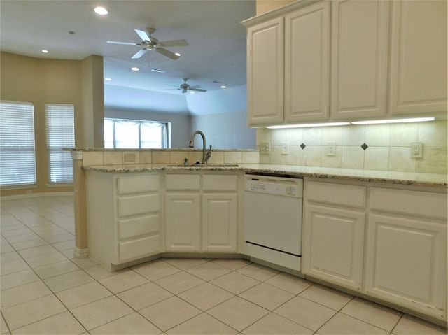 516 Chateau Court, Denton, TX 76209