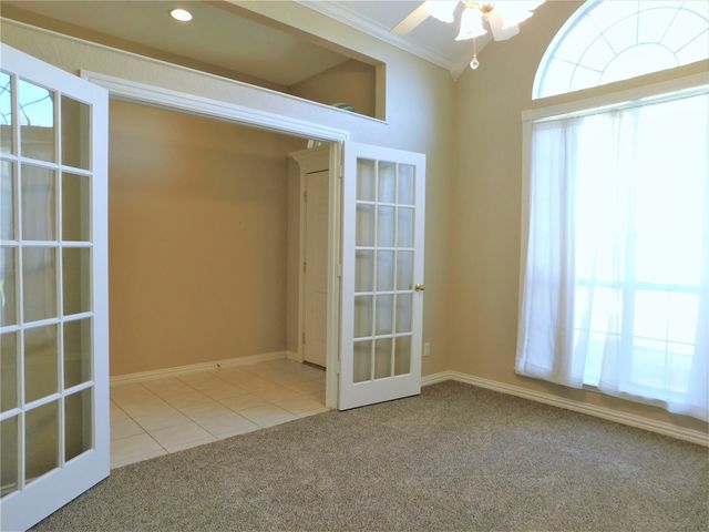 516 Chateau Court, Denton, TX 76209