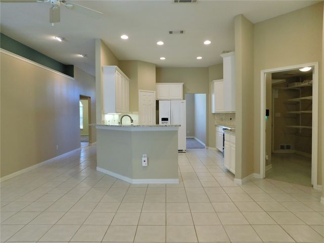 516 Chateau Court, Denton, TX 76209