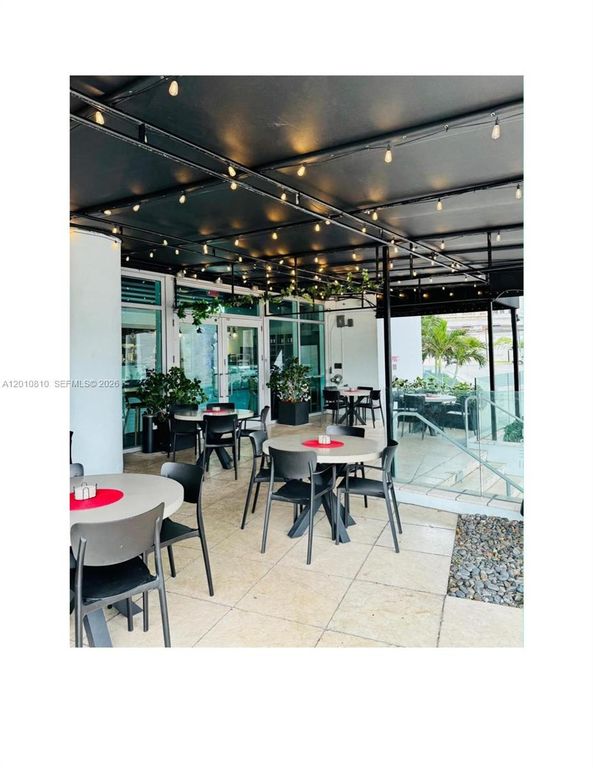 900 Biscayne Blvd N Downtown Miami R105, Miami, FL 33132