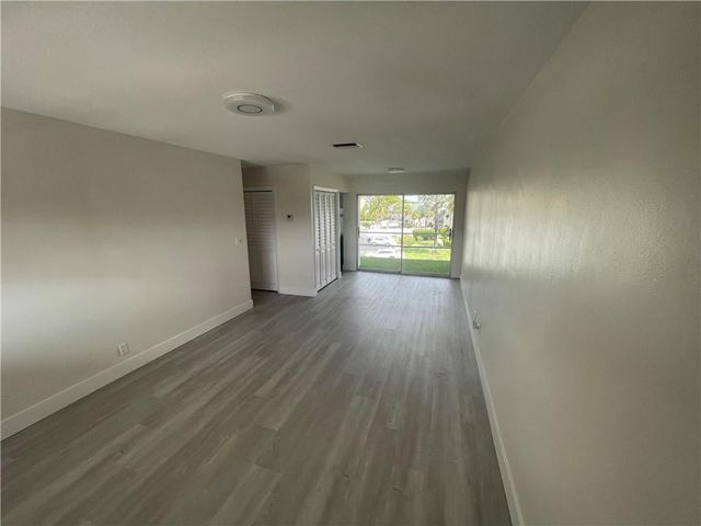 3930 Crystal Lake Drive 315, Pompano Beach, FL 33064